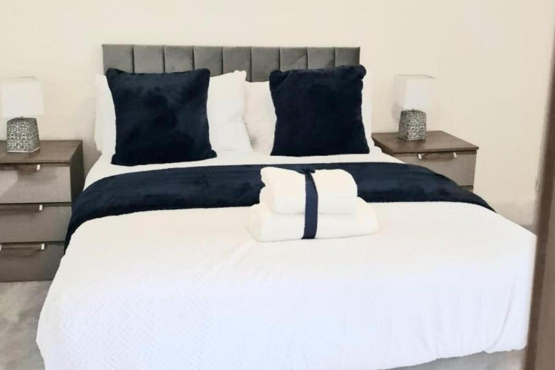 Strood Home-Sleeps 6-Great For Groups & Families Rochester  Zewnętrze zdjęcie